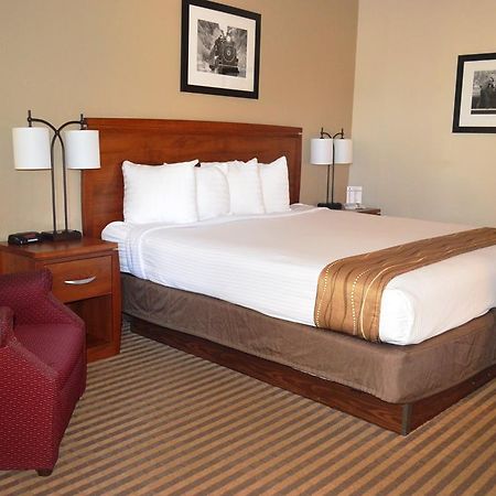 إمبوريا Best Western Hospitality House المظهر الخارجي الصورة