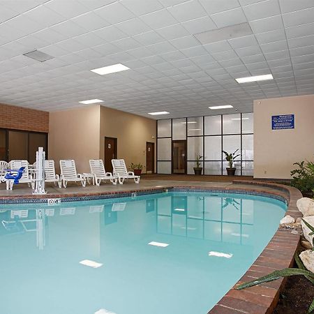 إمبوريا Best Western Hospitality House المظهر الخارجي الصورة