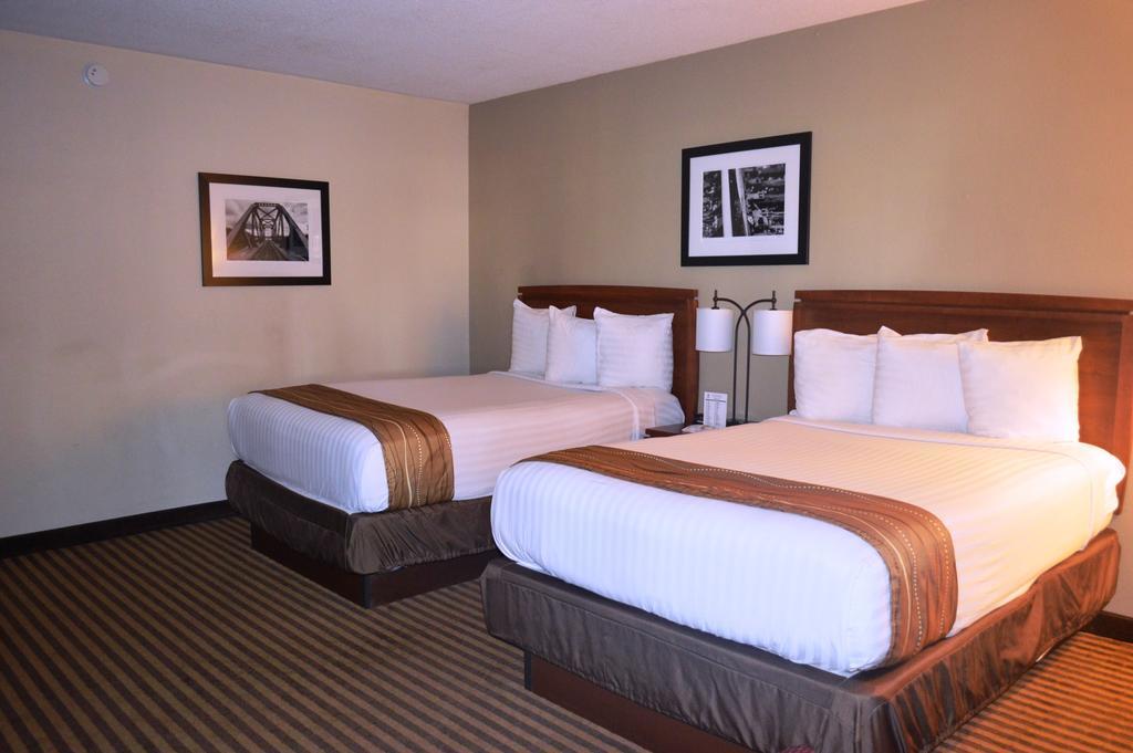 إمبوريا Best Western Hospitality House المظهر الخارجي الصورة