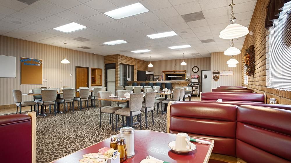 إمبوريا Best Western Hospitality House المظهر الخارجي الصورة