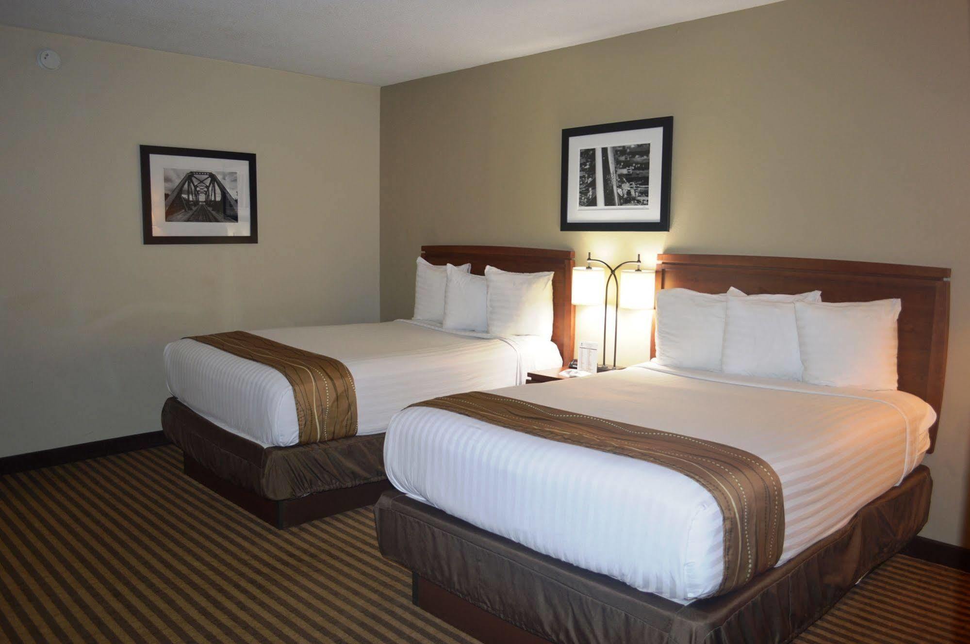 إمبوريا Best Western Hospitality House المظهر الخارجي الصورة